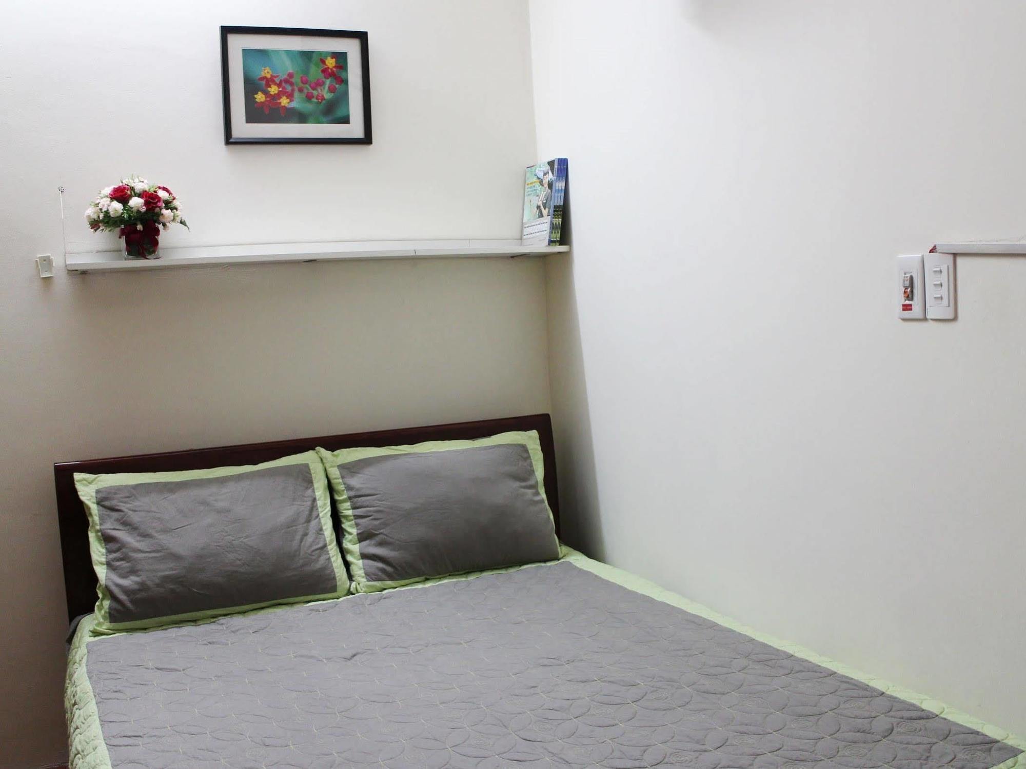 V-Studio Apartment 2 Hanoi Buitenkant foto