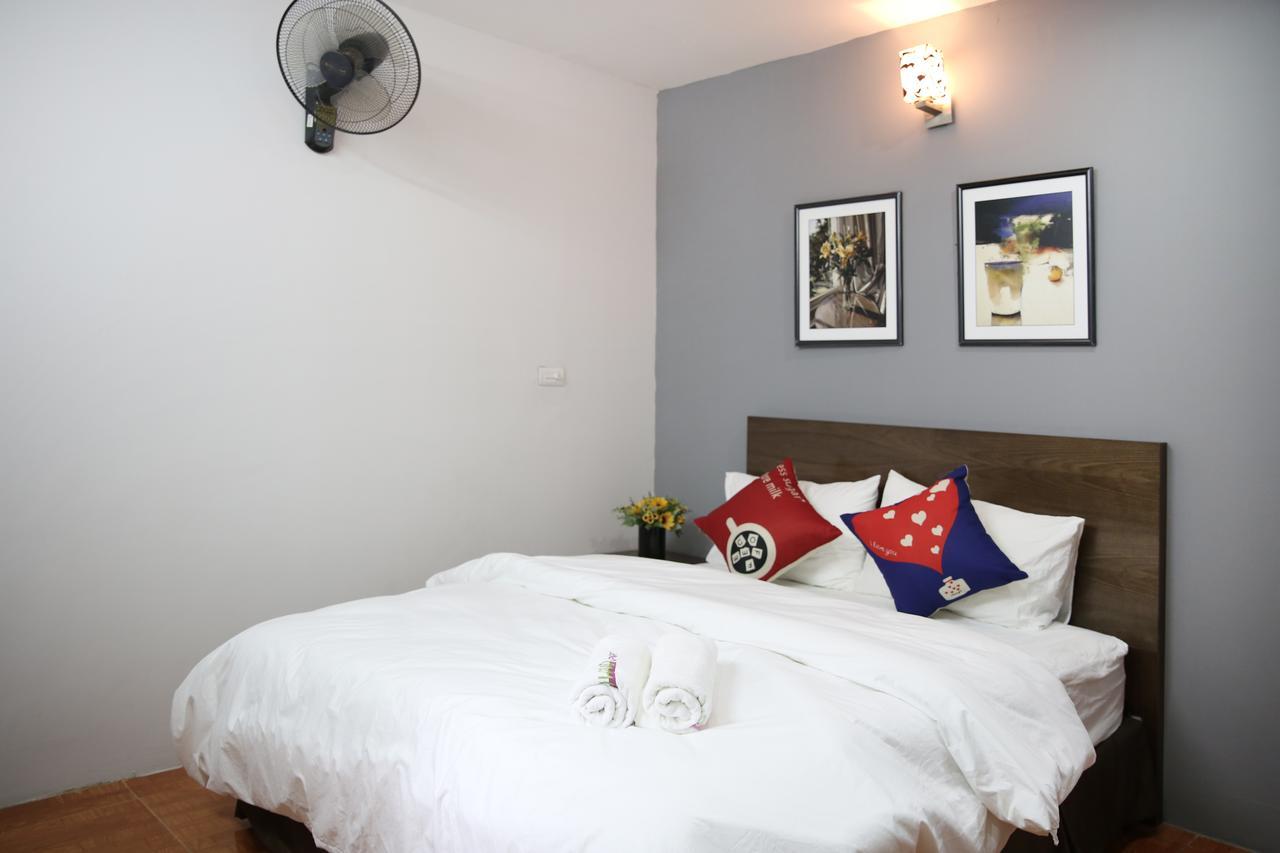 V-Studio Apartment 2 Hanoi Buitenkant foto