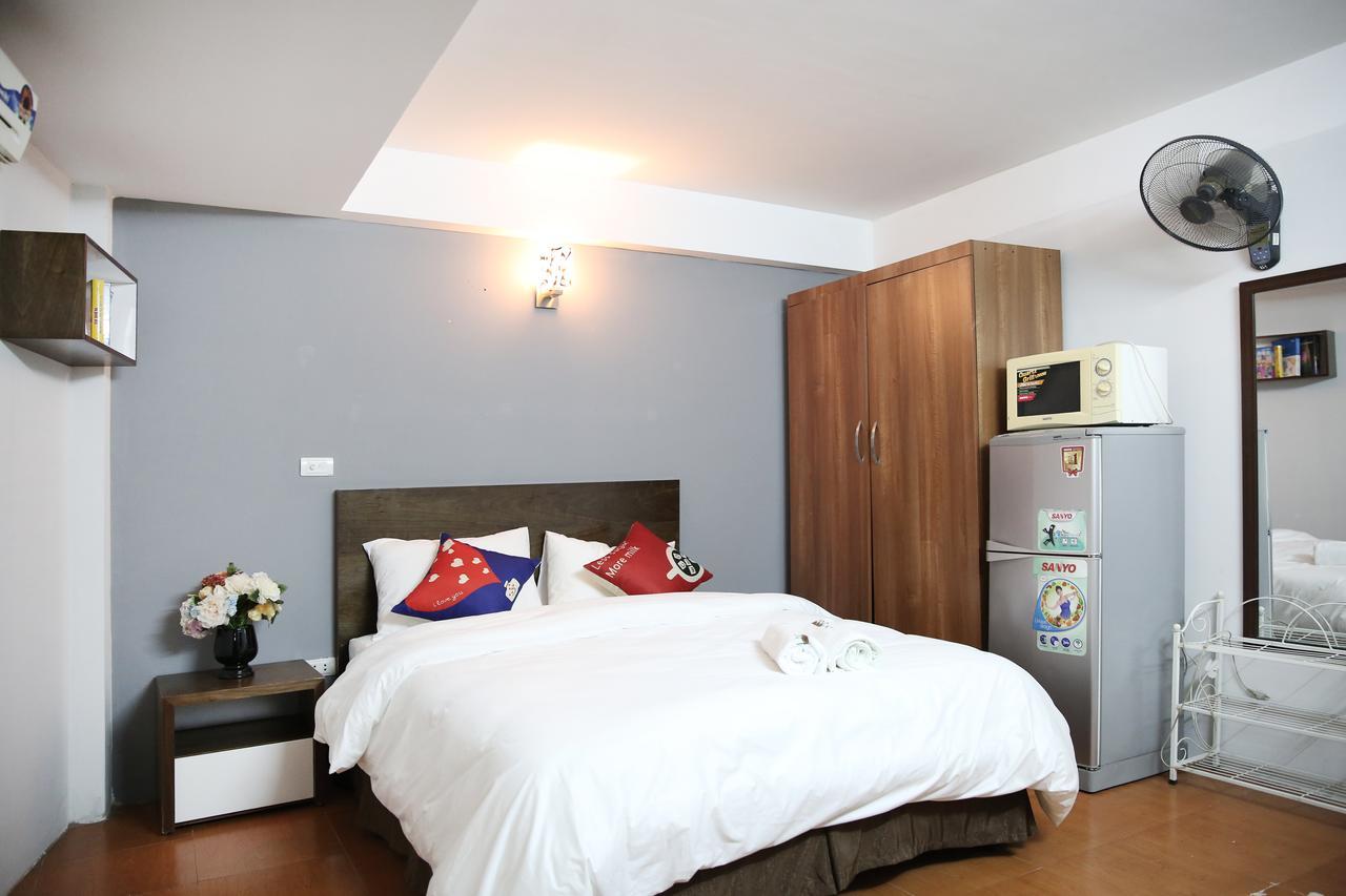 V-Studio Apartment 2 Hanoi Buitenkant foto